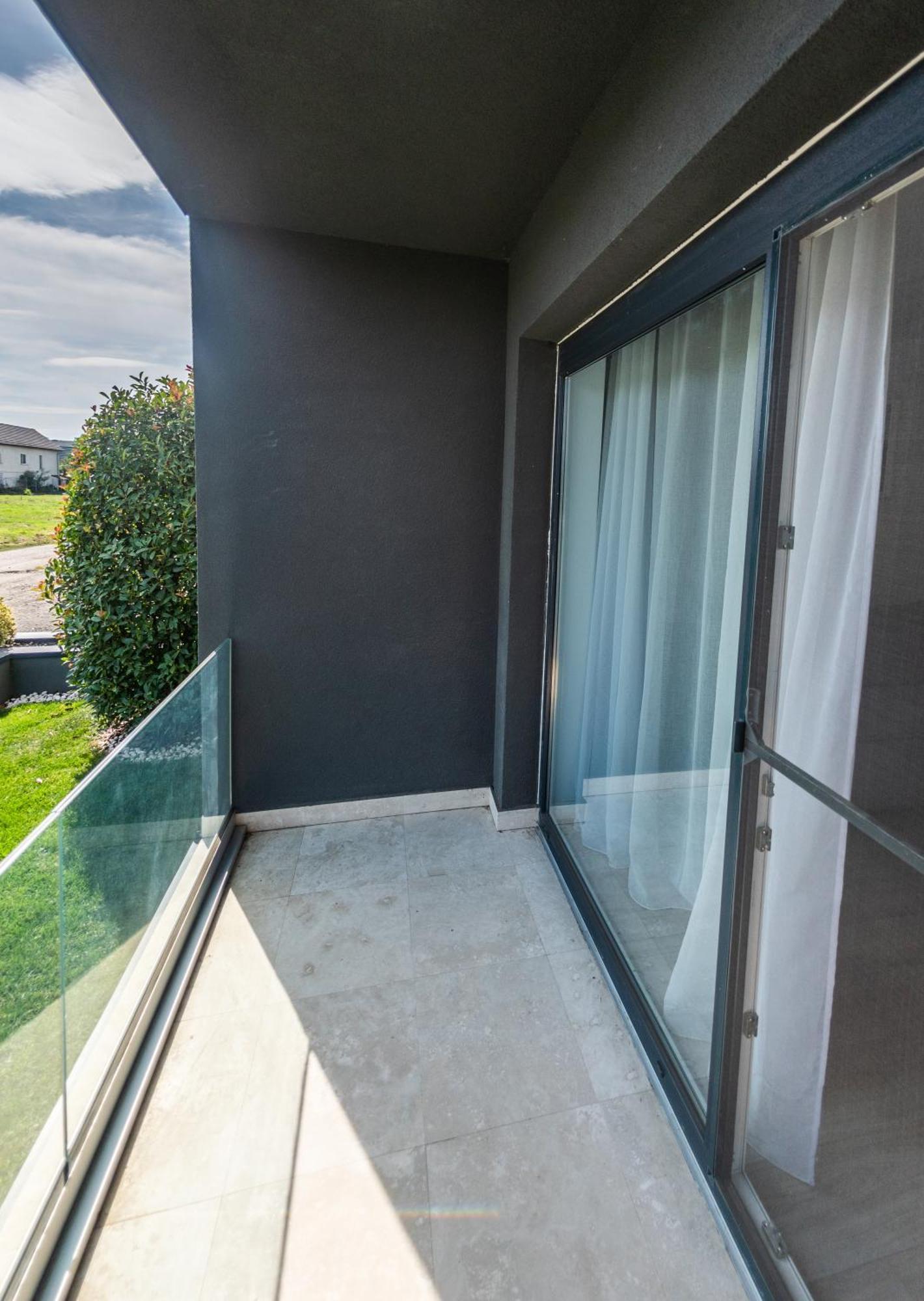 Apartment Modern Chic - Near Iulius Mall *